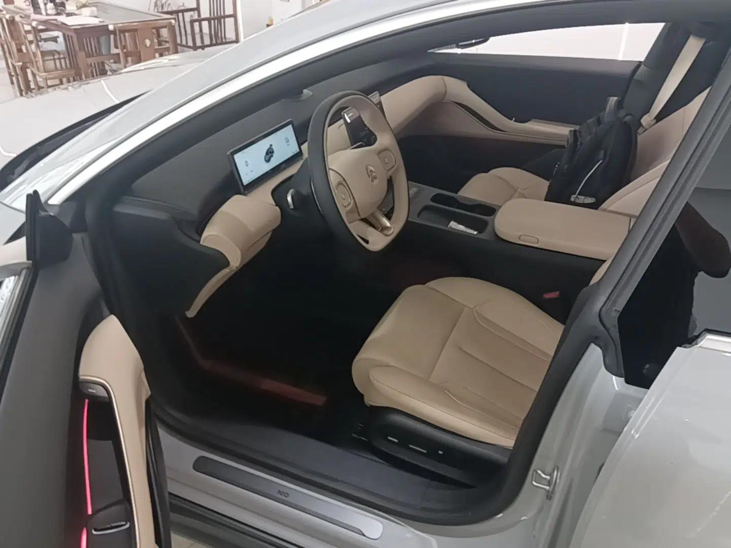 Nio ET5T 2024 75kWh Touring — миниатюра 23