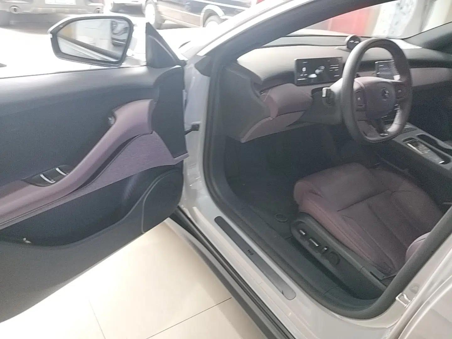 Nio ET5T 2024 75kWh Touring — миниатюра 18