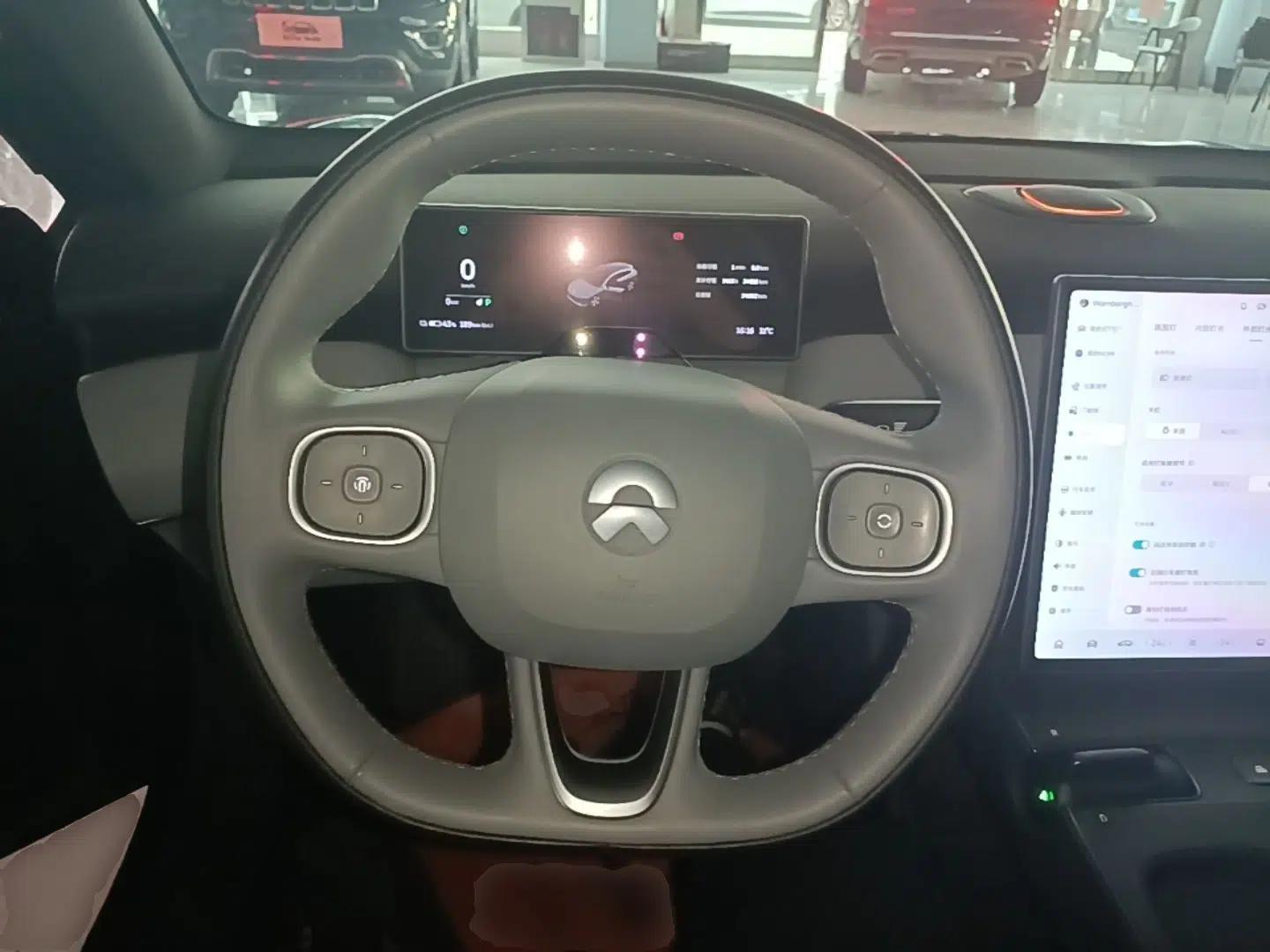 Nio ET5T 2024 75kWh Touring — миниатюра 18