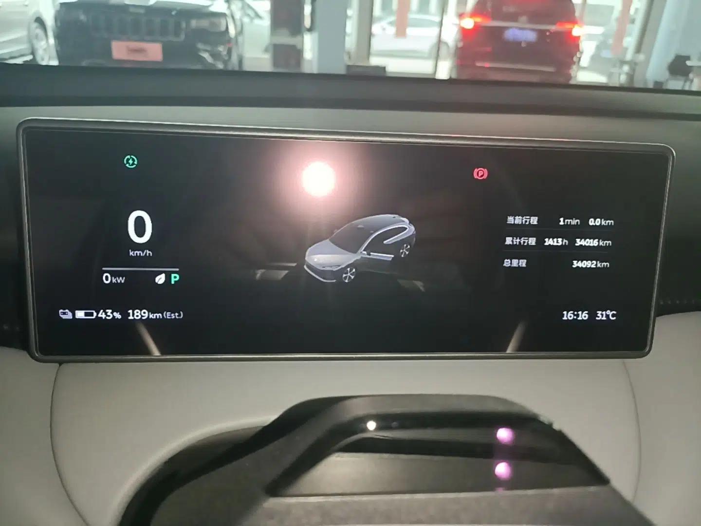 Nio ET5T 2024 75kWh Touring — миниатюра 19