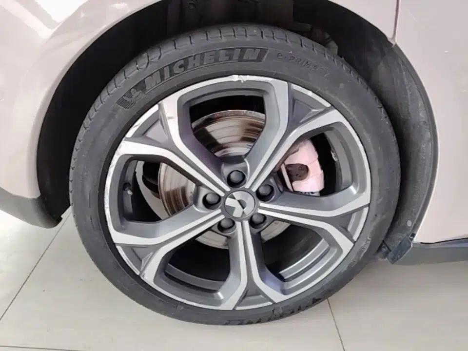 Nio ET5T 2024 75kWh Touring — миниатюра 11
