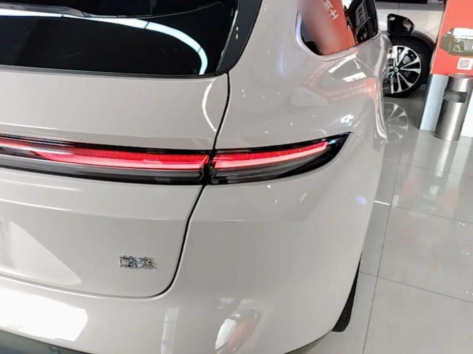 Nio ET5T 2024 75kWh Touring — миниатюра 9