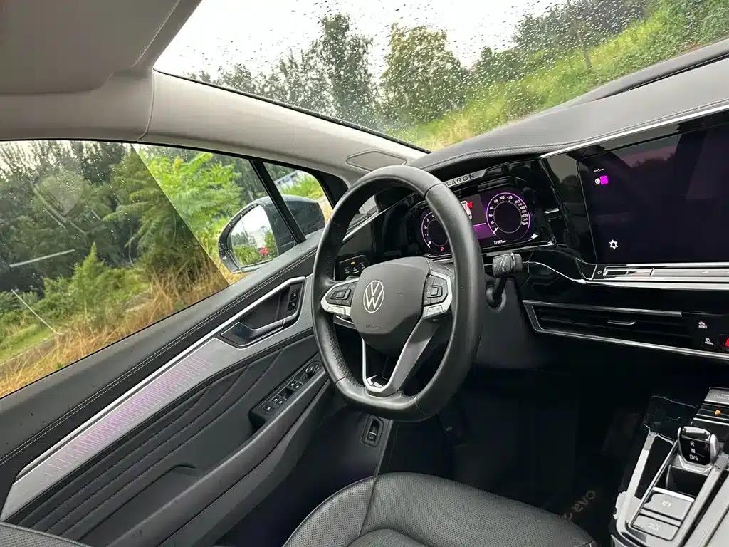 2021 Range Rover 380TSI AWD Luxury Pro — миниатюра 18