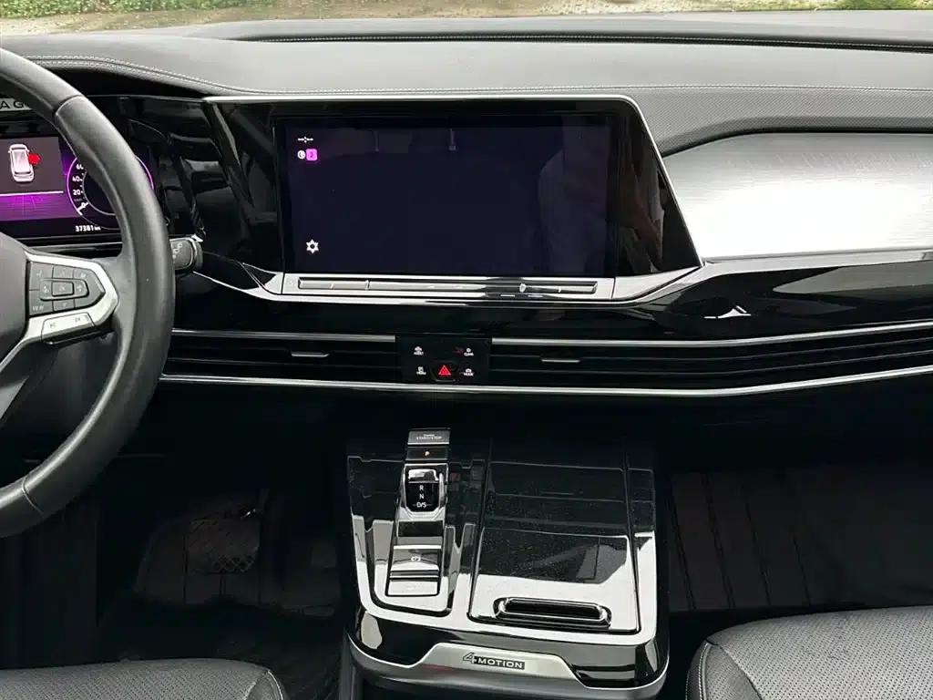 2021 Range Rover 380TSI AWD Luxury Pro — миниатюра 21