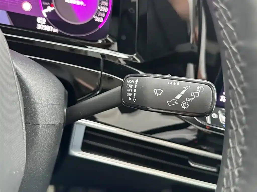 2021 Range Rover 380TSI AWD Luxury Pro — миниатюра 24