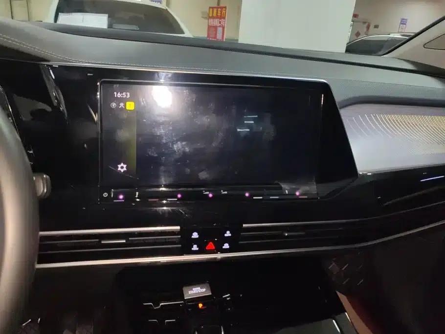 2024 Range Rover 380TSI AWD R-Line Expansion Edition (7-seater) — миниатюра 13