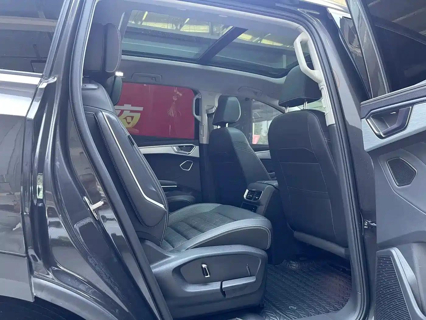 2023 Range Rover 380TSI AWD Luxury Pro 6-seater — миниатюра 11