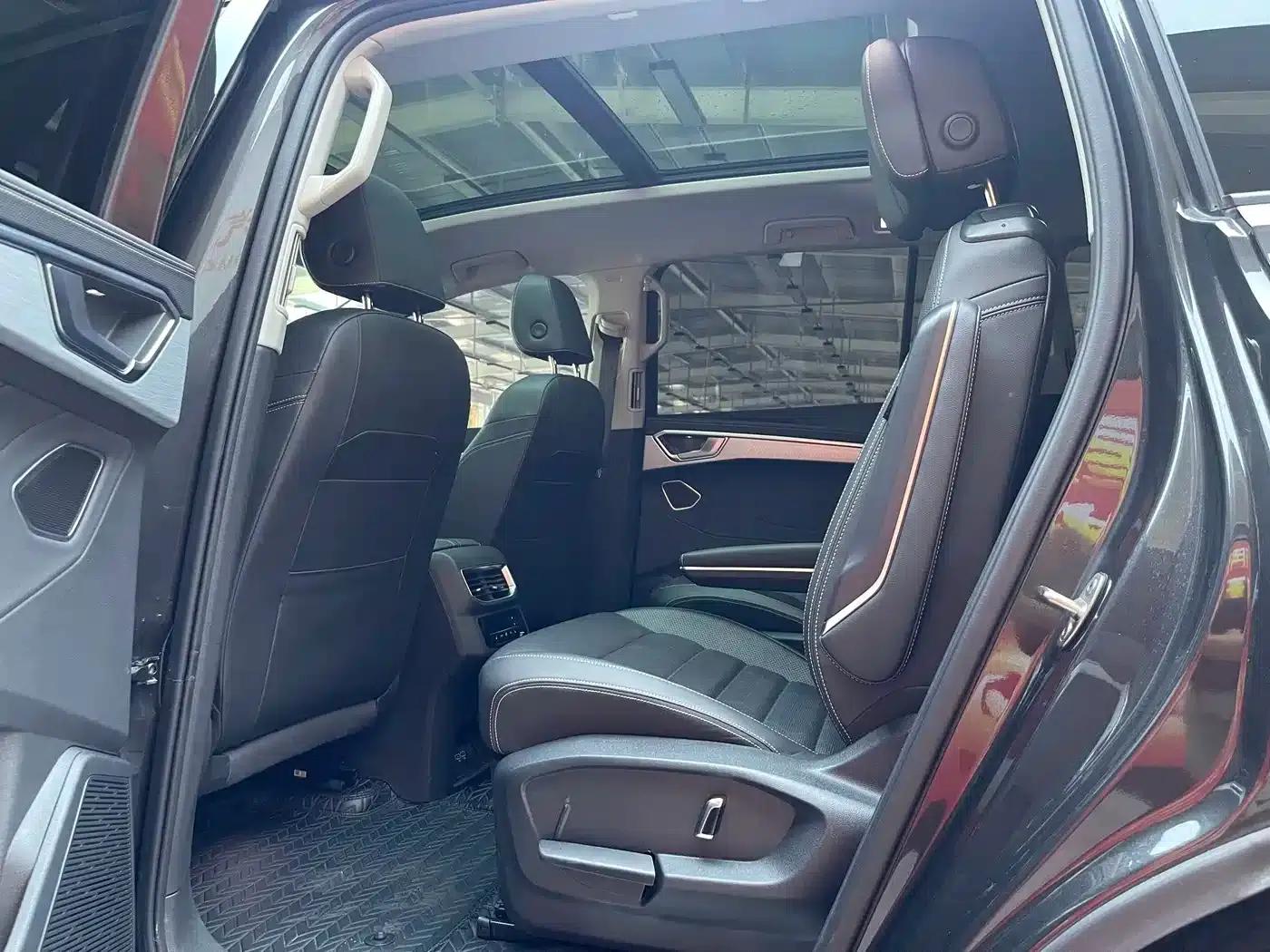 2023 Range Rover 380TSI AWD Luxury Pro 6-seater — миниатюра 13