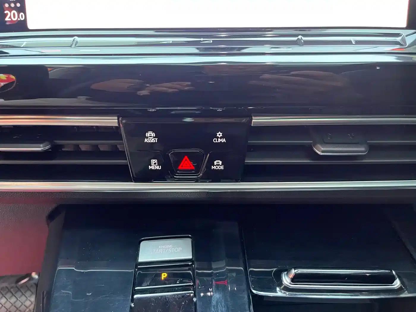 2023 Range Rover 380TSI AWD Luxury Pro 6-seater — миниатюра 21