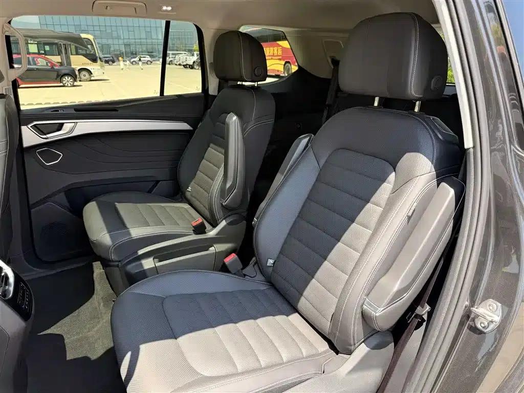 2024 Range Rover 380TSI 4WD Luxury Pro 6-Seater — миниатюра 12
