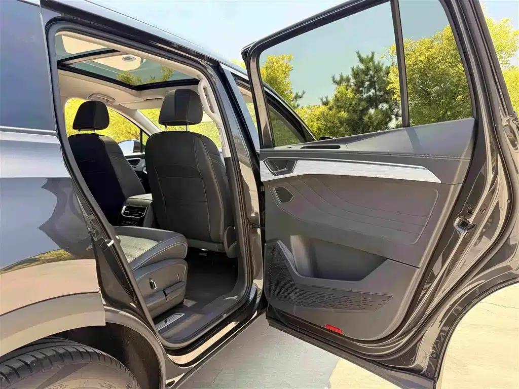 2024 Range Rover 380TSI 4WD Luxury Pro 6-Seater — миниатюра 14