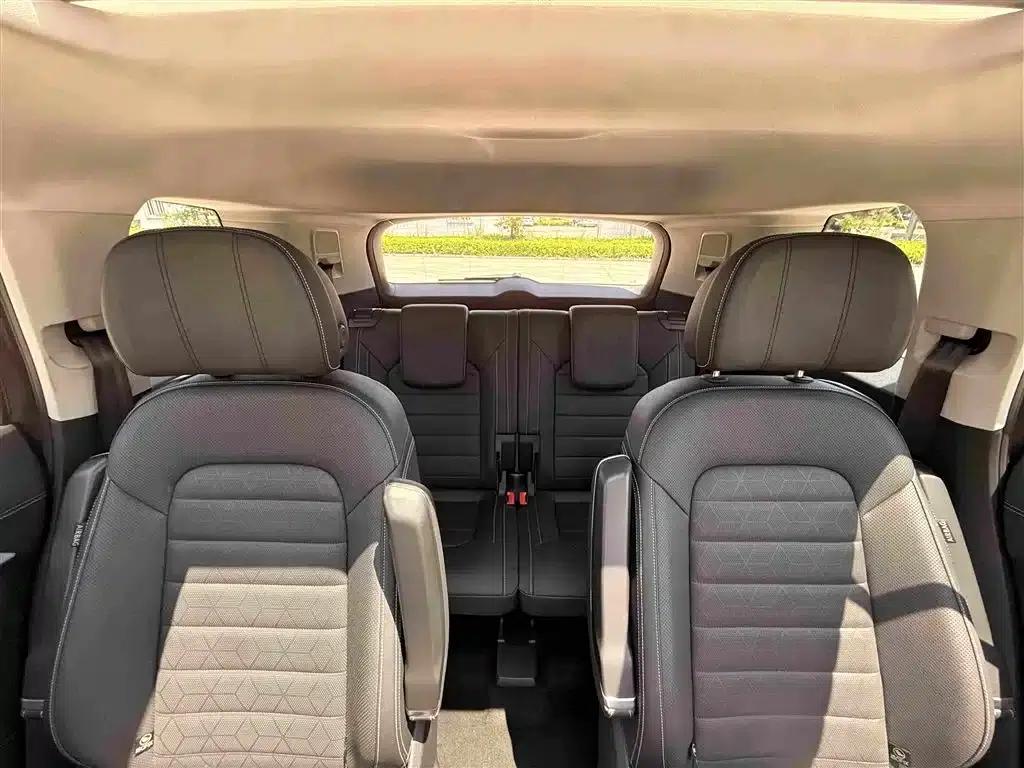 2024 Range Rover 380TSI 4WD Luxury Pro 6-Seater — миниатюра 16