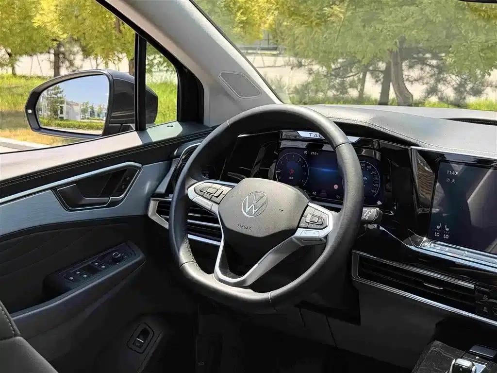 2024 Range Rover 380TSI 4WD Luxury Pro 6-Seater — миниатюра 17