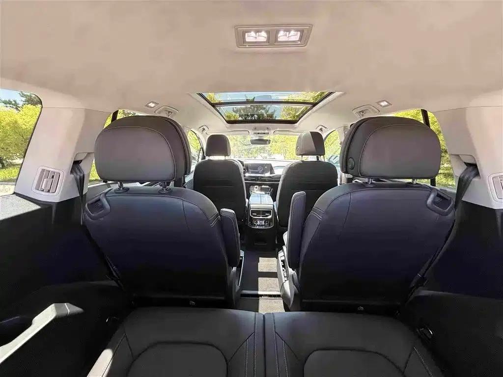 2024 Range Rover 380TSI 4WD Luxury Pro 6-Seater — миниатюра 24