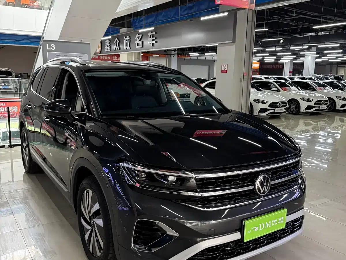 2022 Range Rover 380TSI 4WD Luxury Pro 7-Seater — миниатюра 1