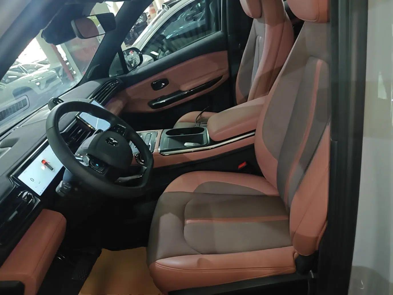 Nio EC6 2020 430 km Sport Version — миниатюра 17