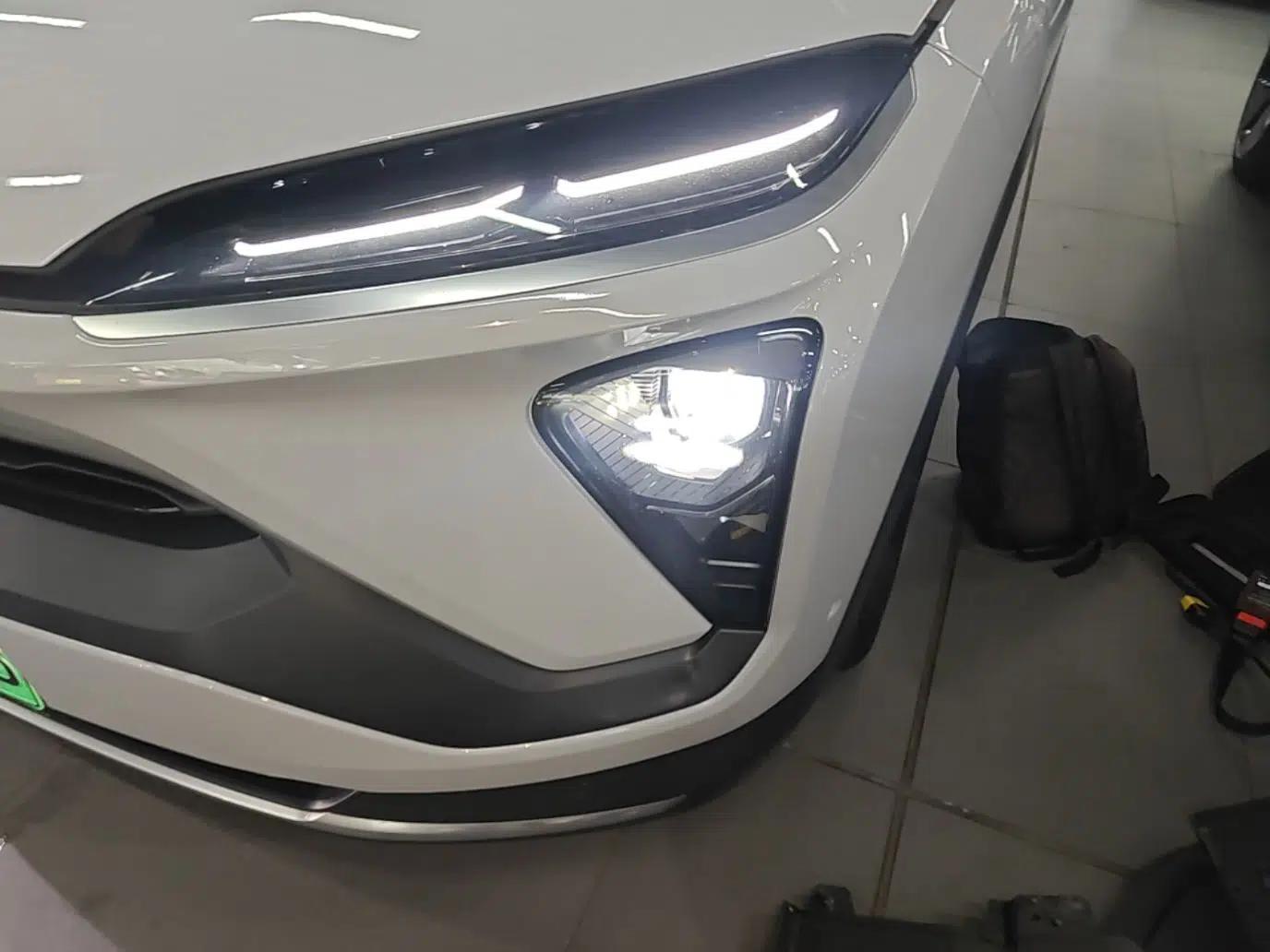 Nio EC6 2020 430 km Sport Version — миниатюра 8
