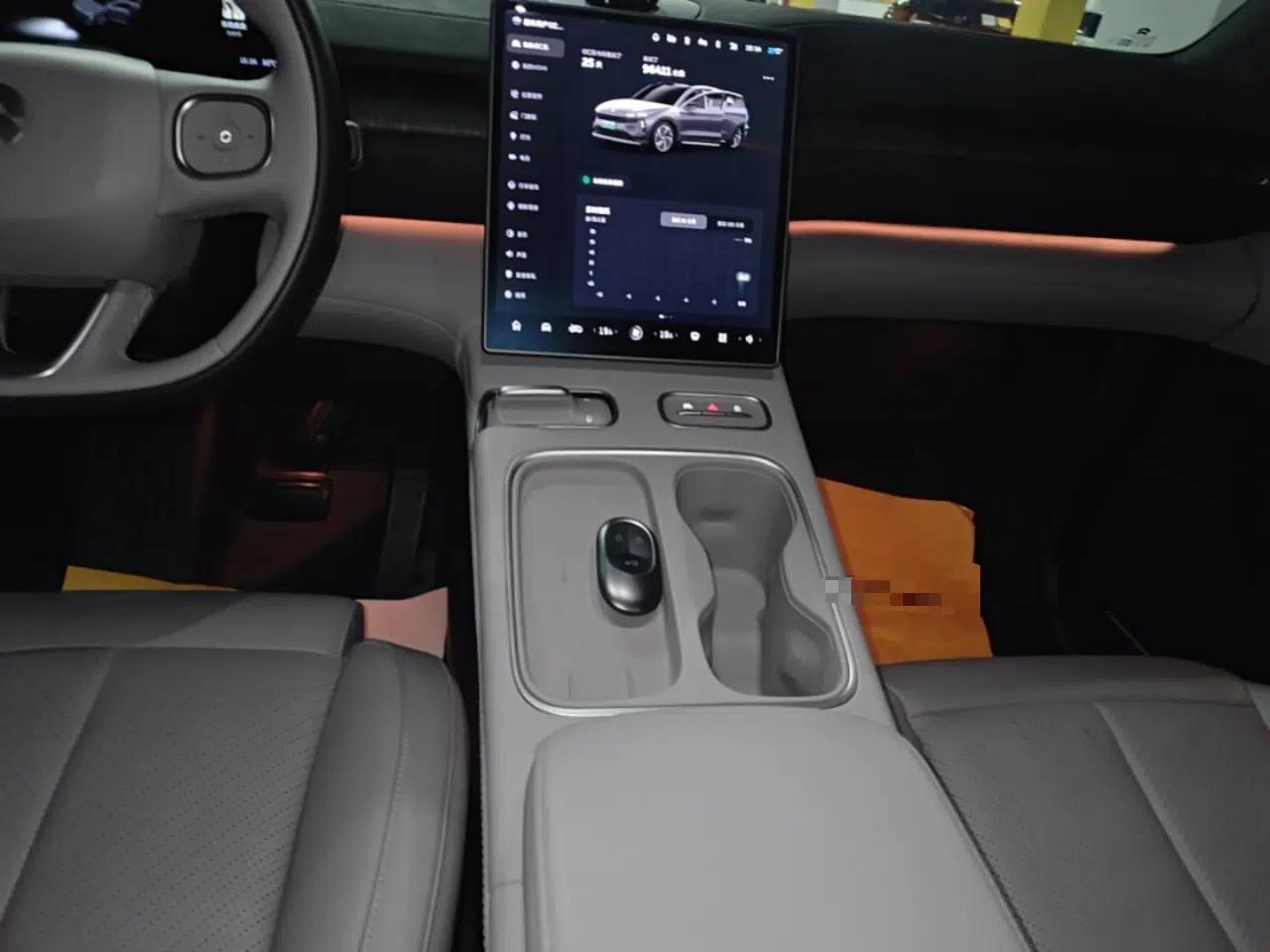 Nio EC6 2024 75 kWh — миниатюра 15