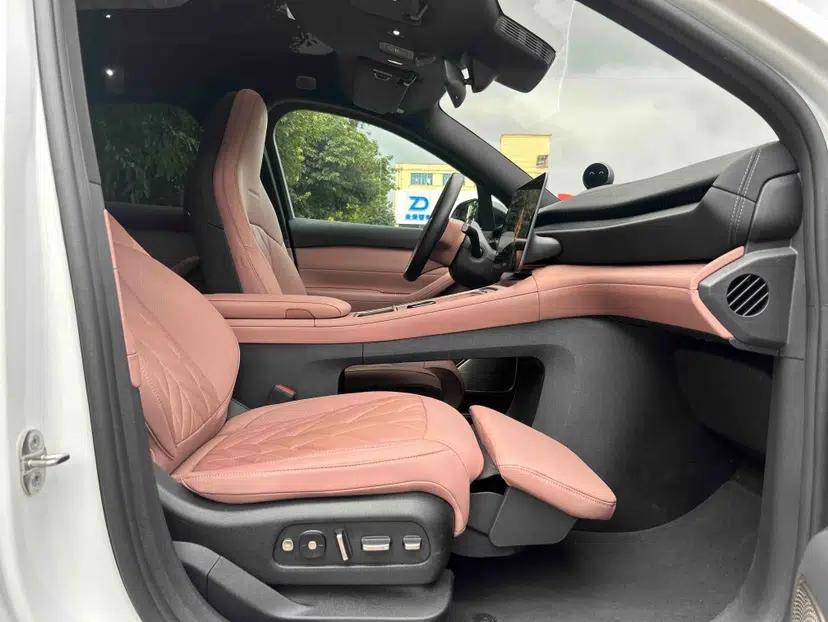Nio EC6 2025 75 kWh — миниатюра 31