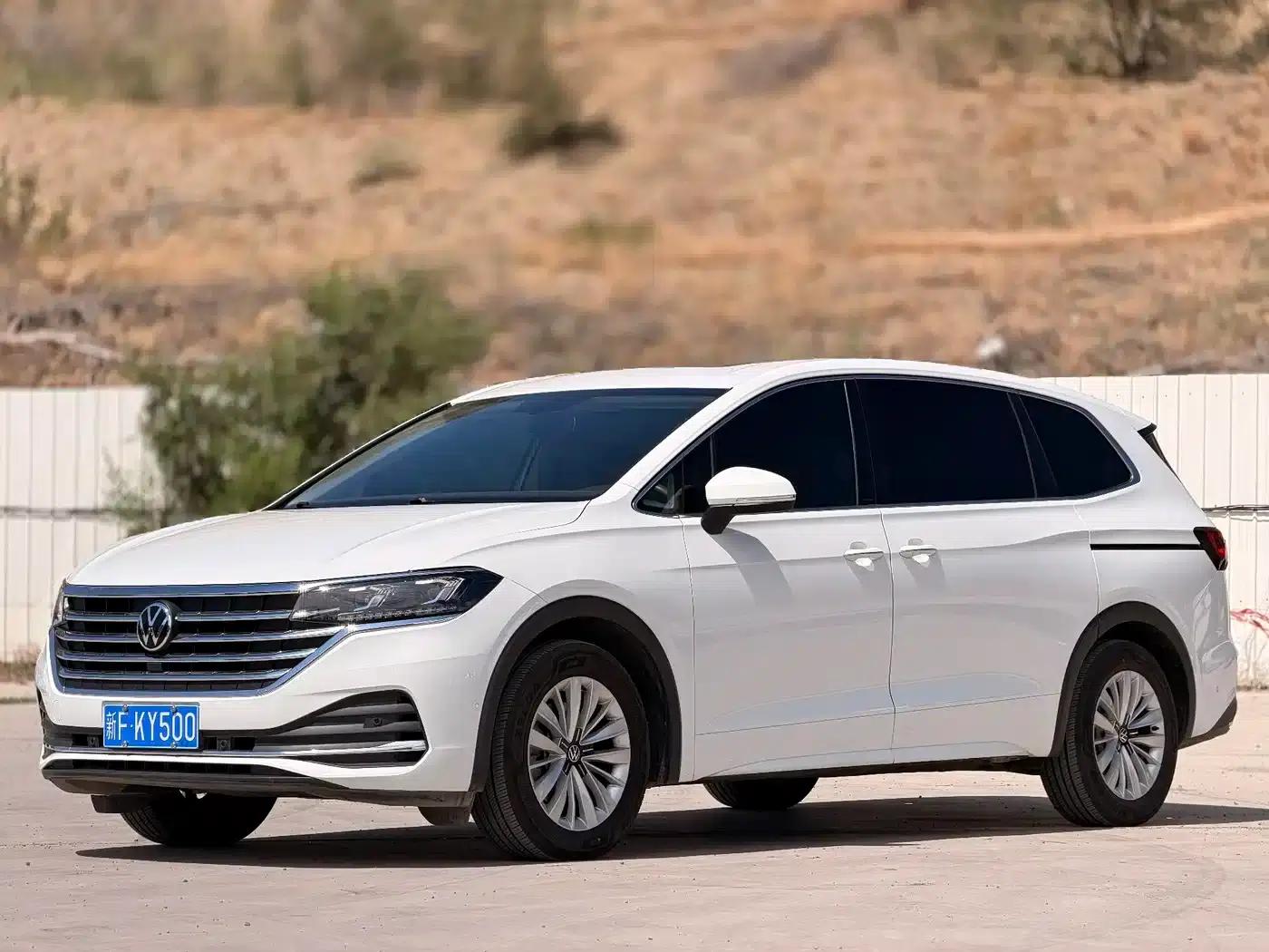 Viloran 2022 330TSI Business Edition — миниатюра 1