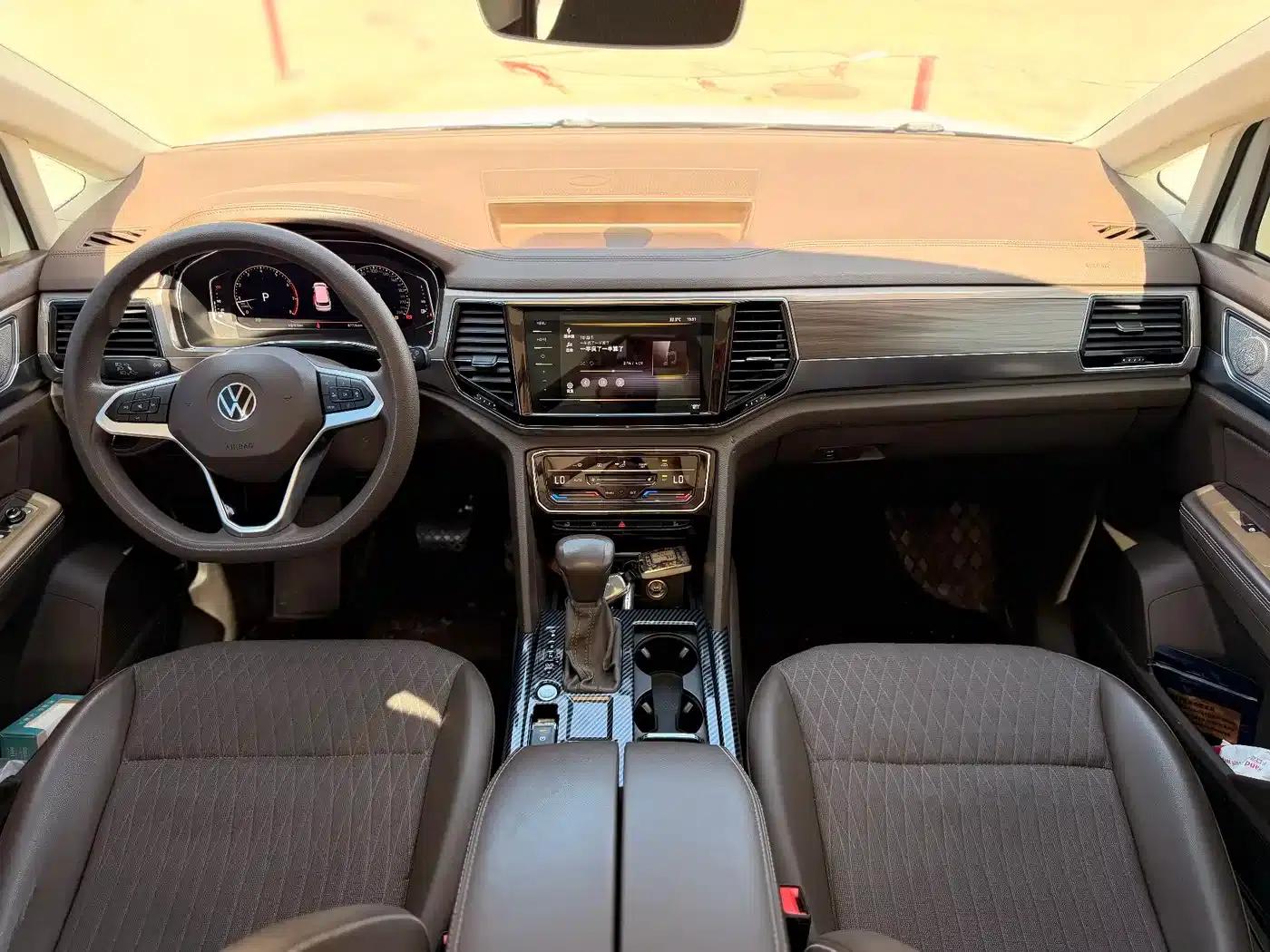 Viloran 2022 330TSI Business Edition — миниатюра 9