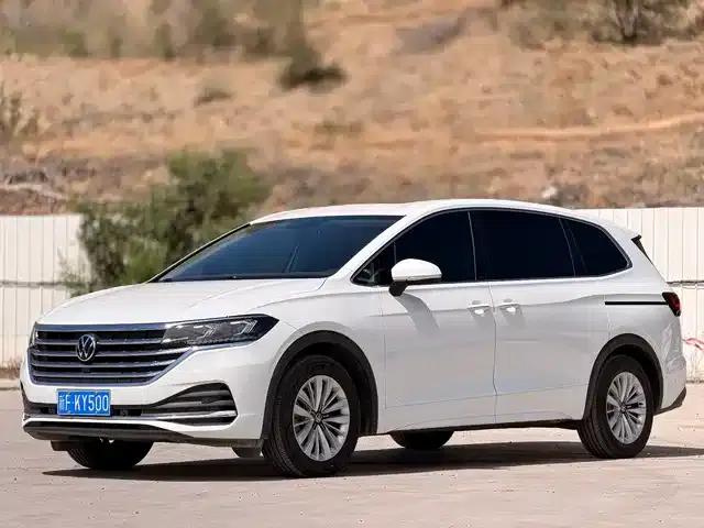 Viloran 2022 330TSI Business Edition