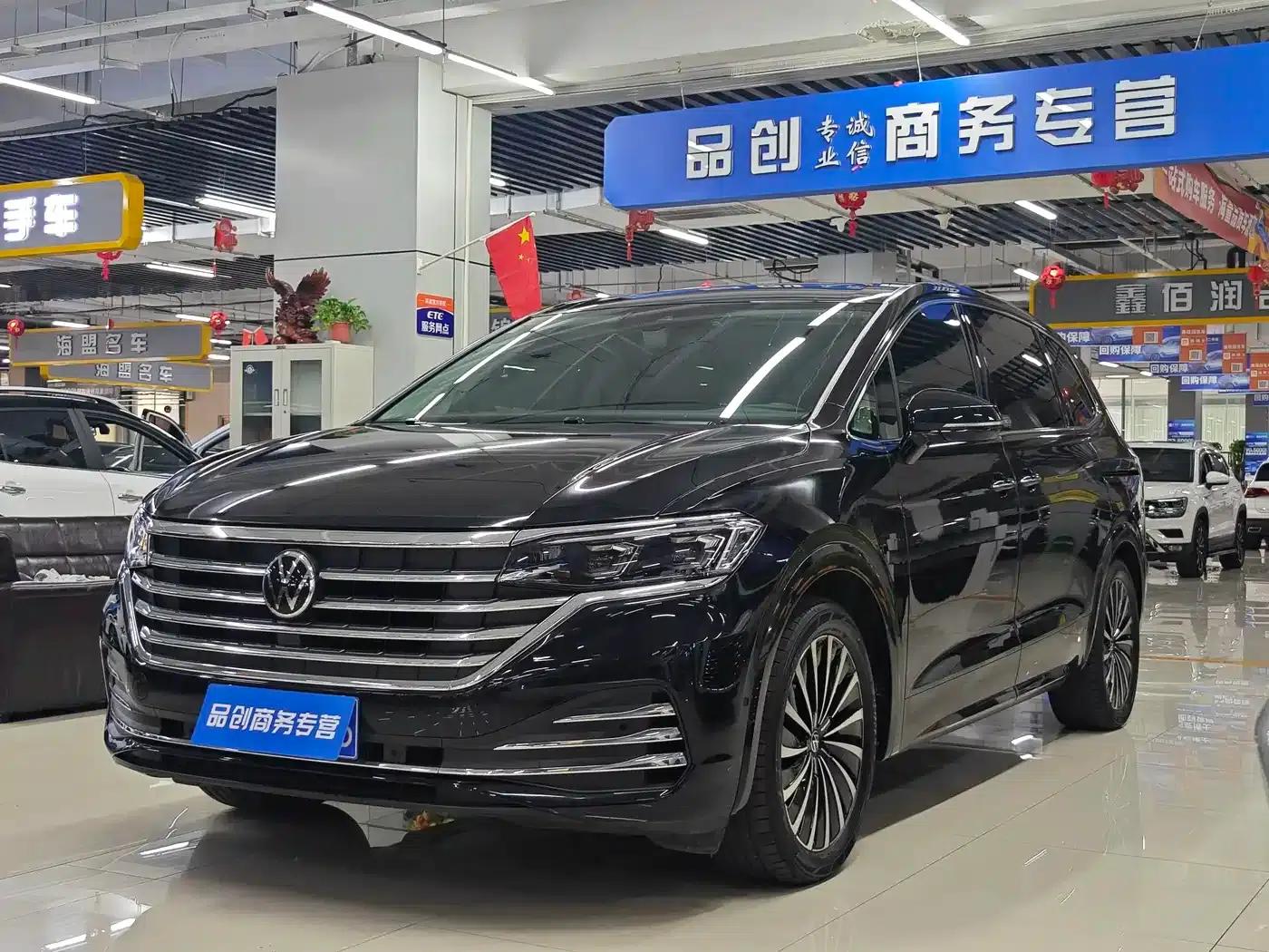 Viloran 2023 Facelift 380TSI Premium Edition — миниатюра 1