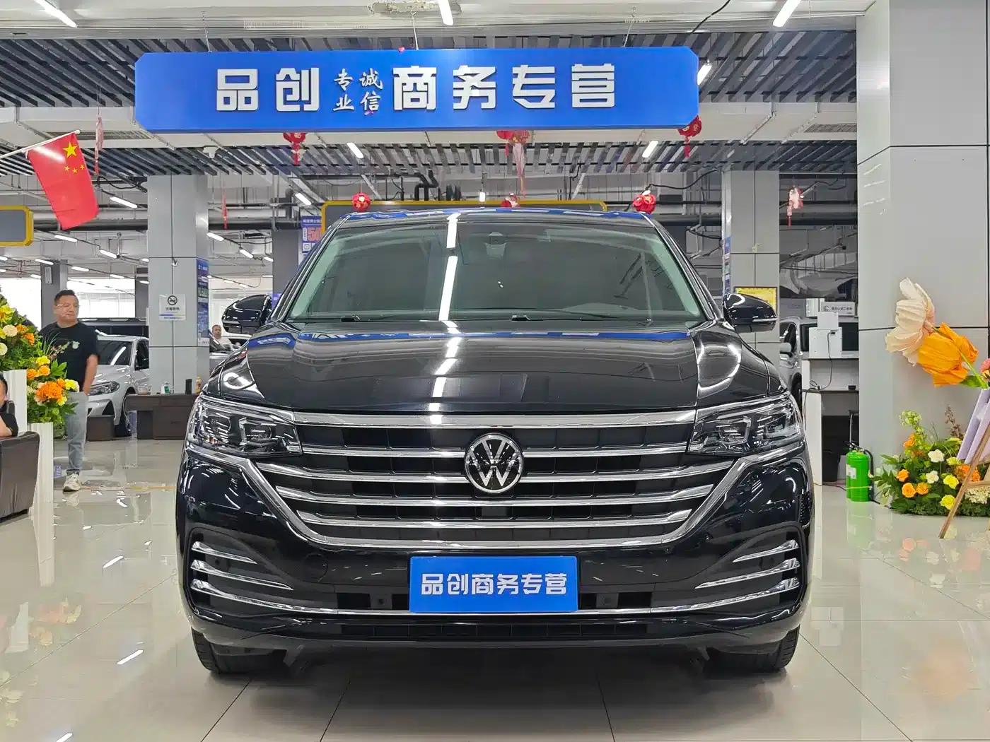 Viloran 2023 Facelift 380TSI Premium Edition — миниатюра 2