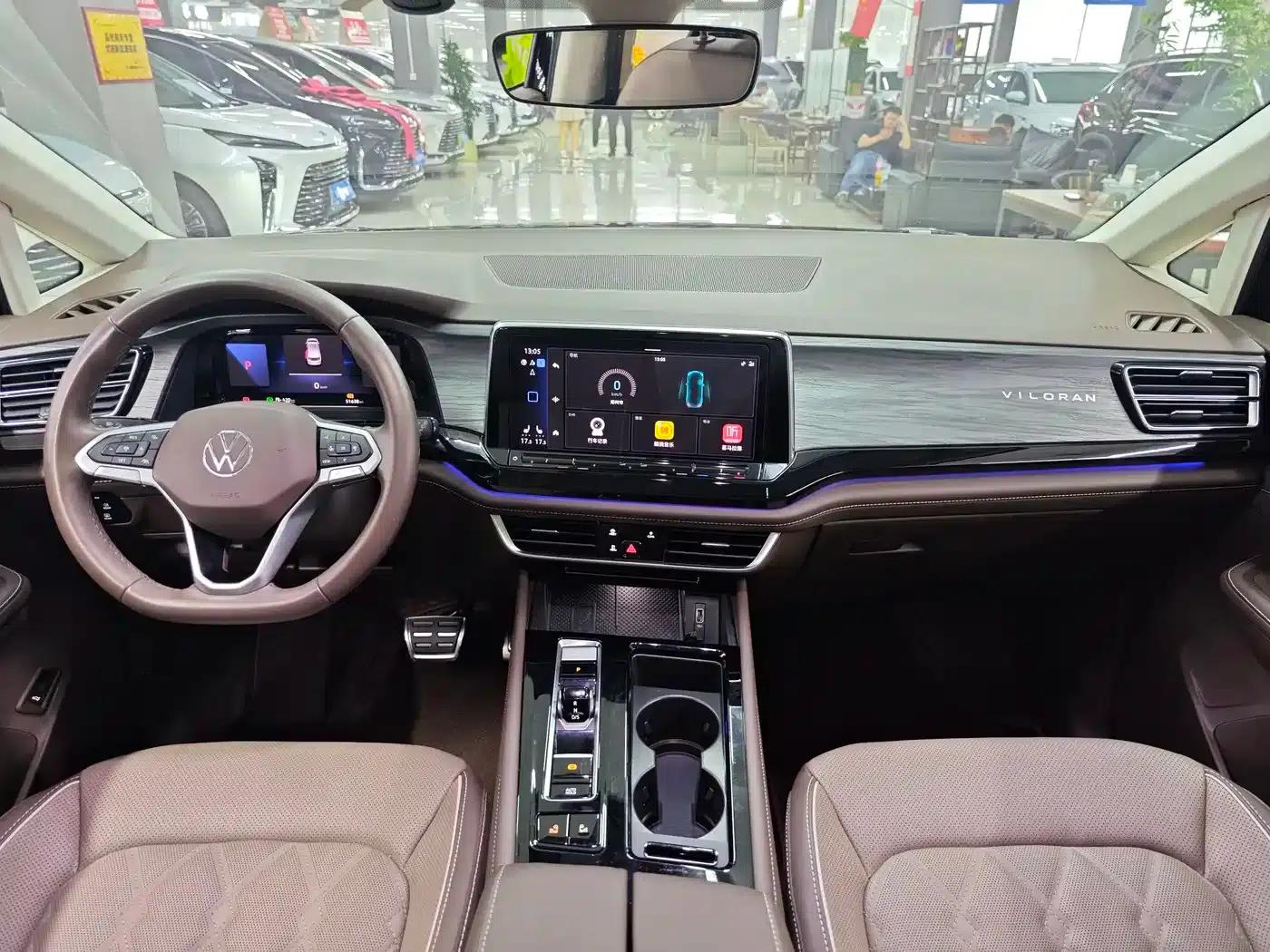 Viloran 2023 Facelift 380TSI Premium Edition — миниатюра 4