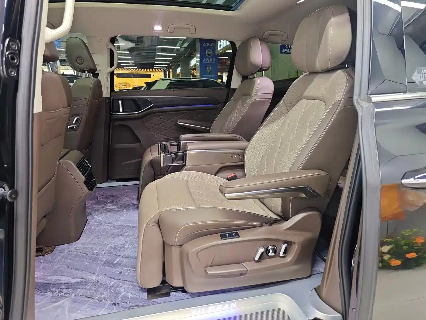 Viloran 2023 Facelift 380TSI Premium Edition — миниатюра 6