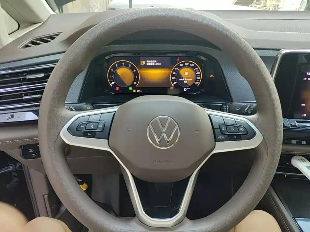 Viloran 2024 330TSI Business Edition — миниатюра 11