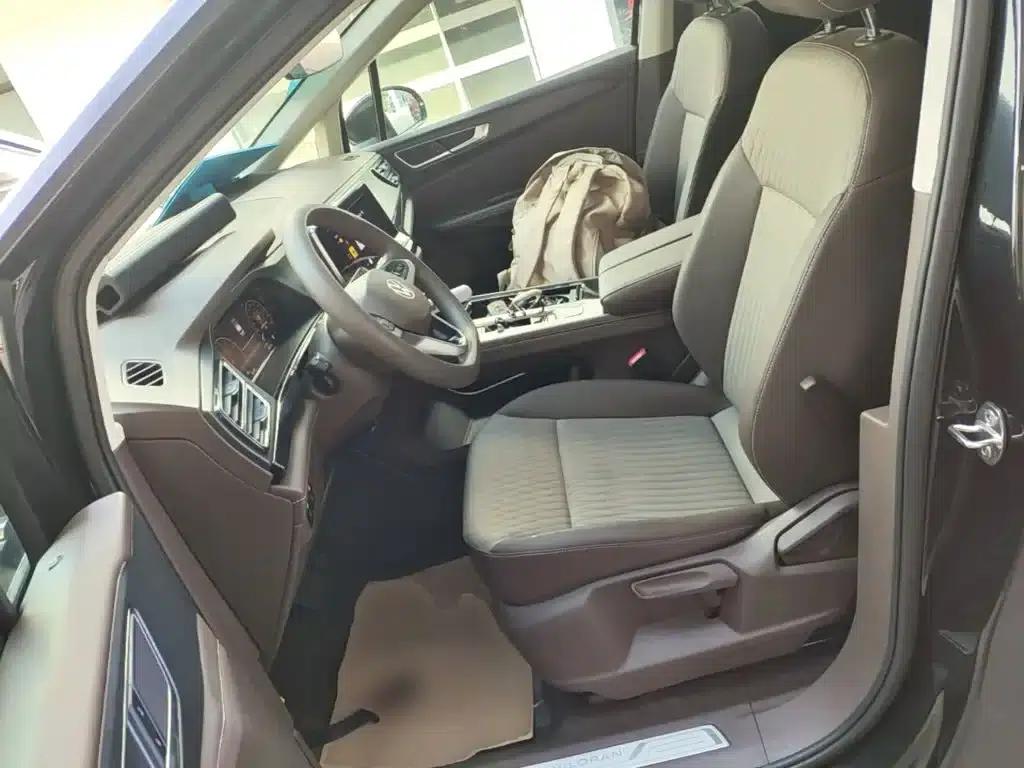 Viloran 2024 330TSI Business Edition — миниатюра 15