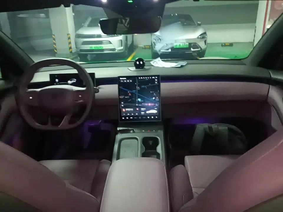 Nio ET5 2022 75 kWh — миниатюра 17