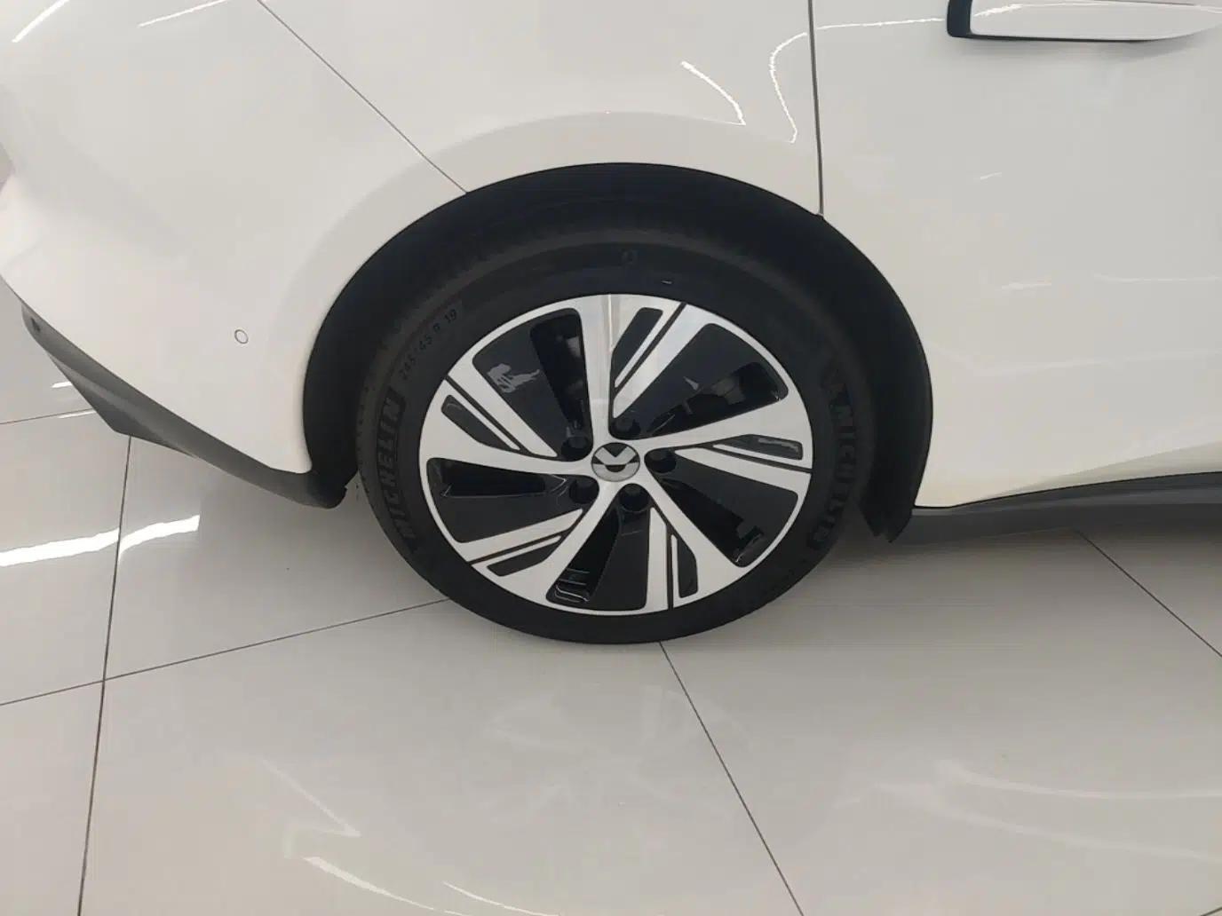 Nio ET5 2022 75 kWh — миниатюра 16