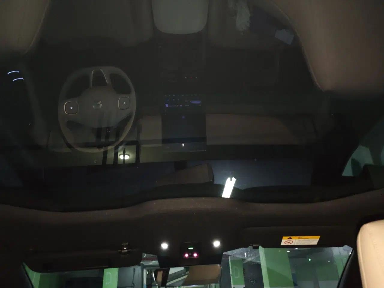 Nio ET5 2022 75 kWh — миниатюра 18