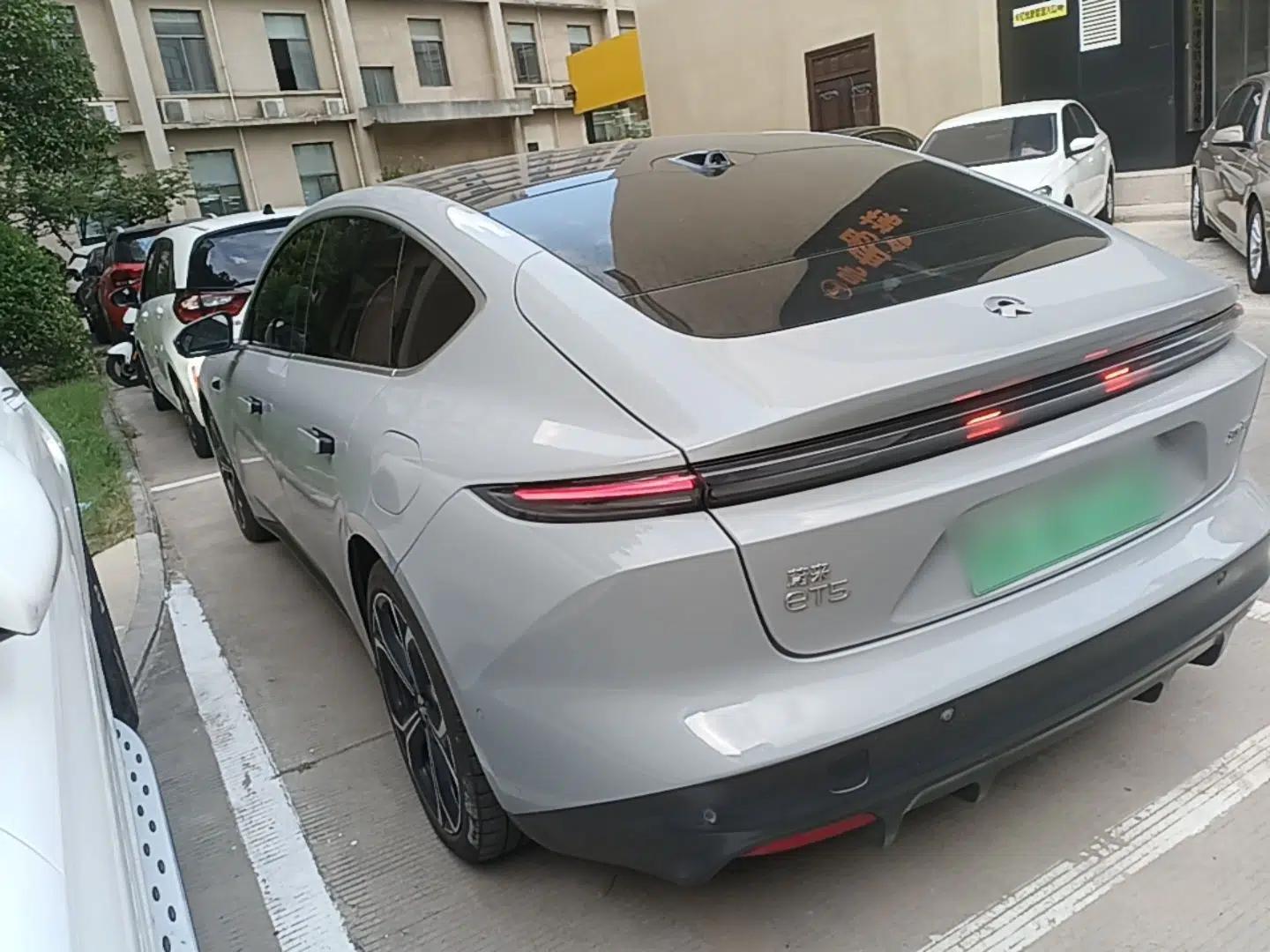 Nio ET5 2022 75 kWh — миниатюра 4