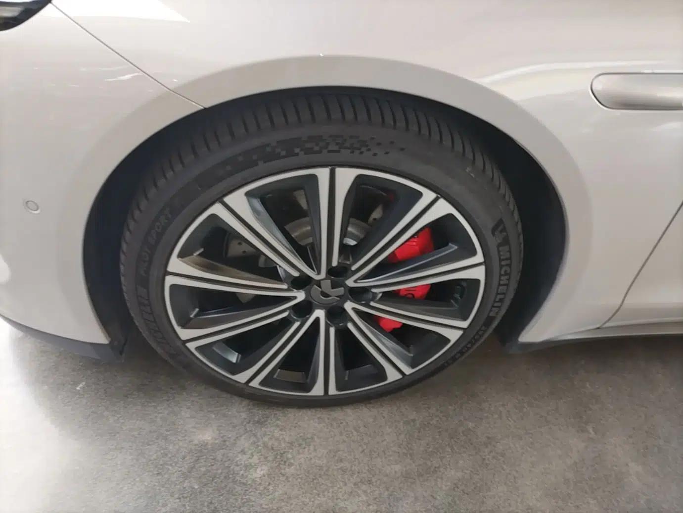 Nio ET7 2024 75 kWh Executive Signature Edition — миниатюра 15