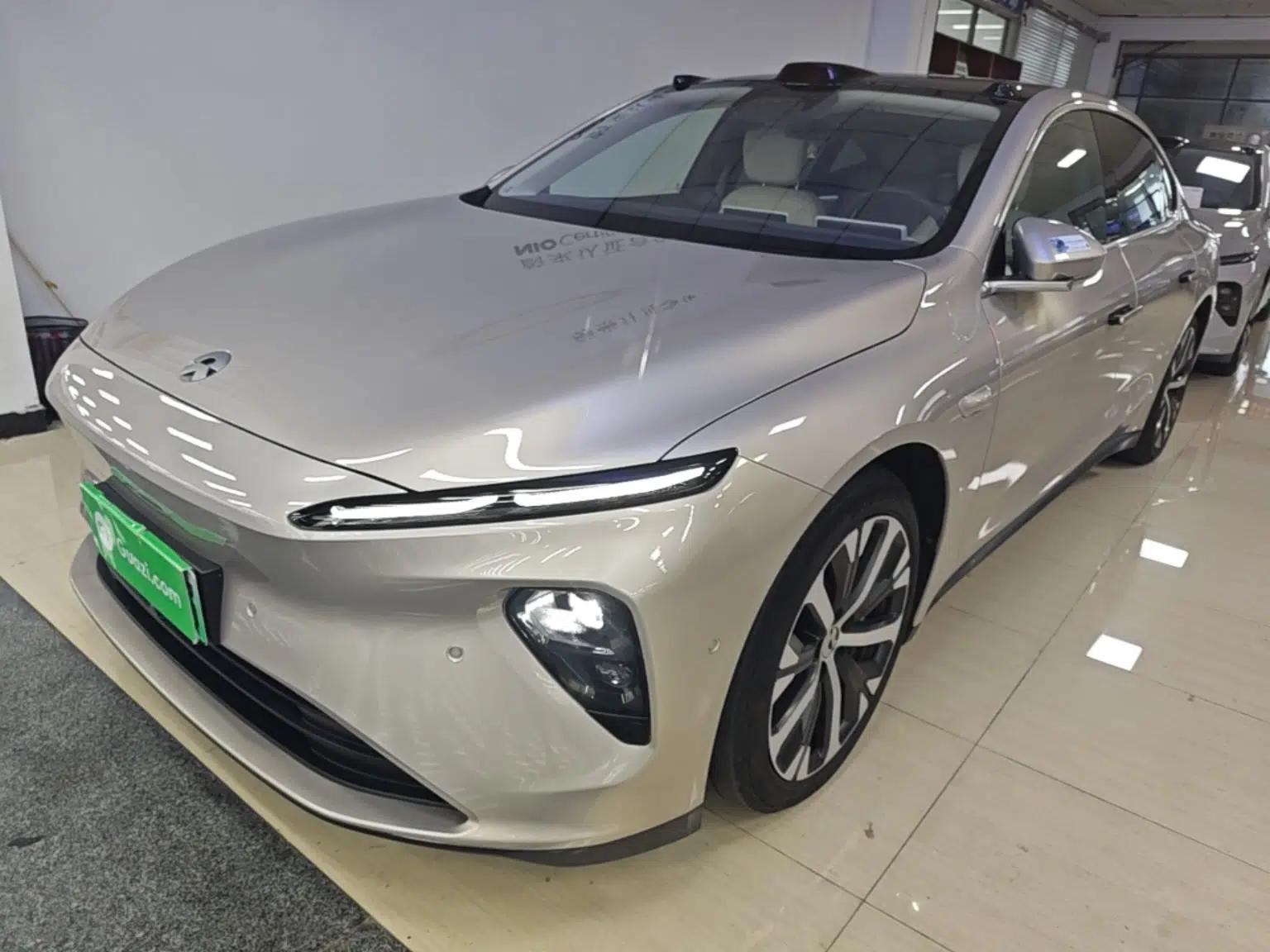 Nio ET7 2024 75 kWh Executive Edition — миниатюра 1
