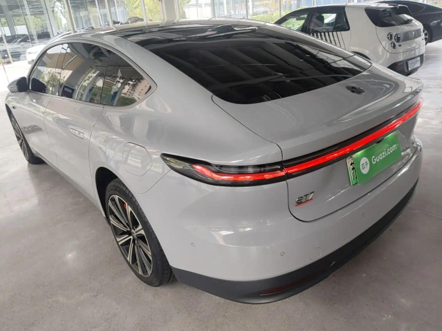 Nio ET7 2022 75 kWh — миниатюра 4