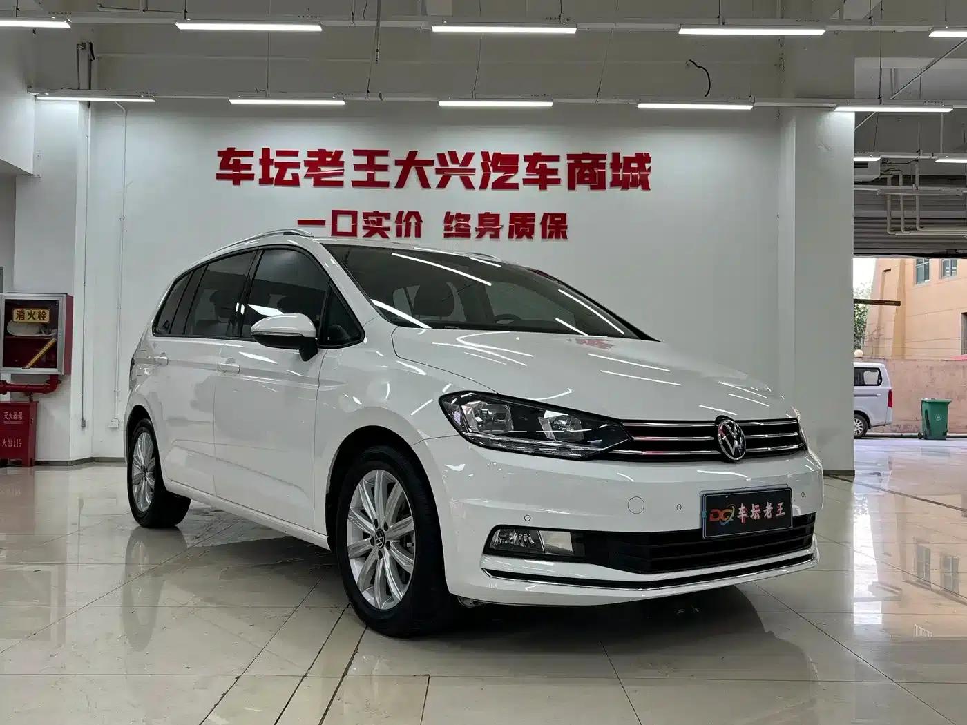 2018 Touran L 280TSI DSG Comfort Edition 7-seater (National V Emission Standard) — миниатюра 3
