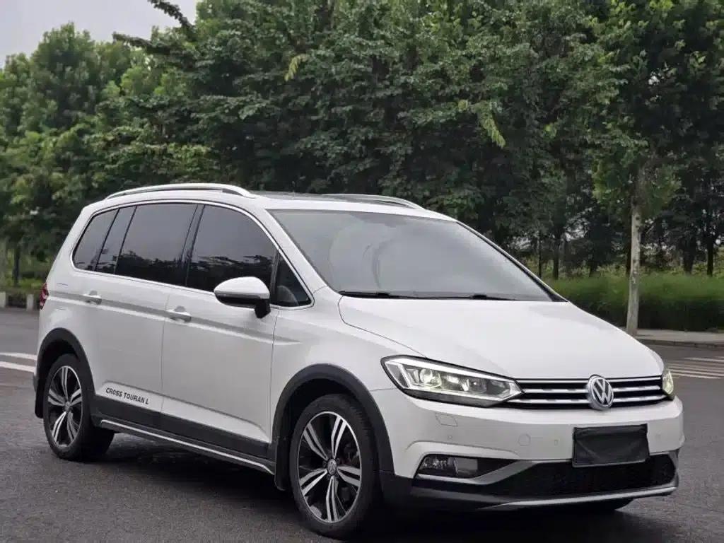 2018 Touran L 280TSI DSG Cross Edition 7-seater National VI Emission Standard — миниатюра 3