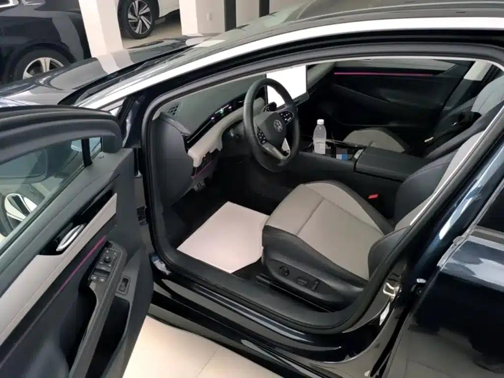 Volkswagen ID.7 VIZZION 2024 AIR — миниатюра 16