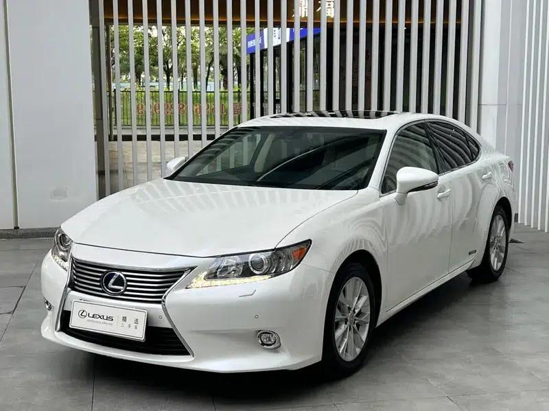 Lexus ES 2013 300h Elite Edition — миниатюра 1