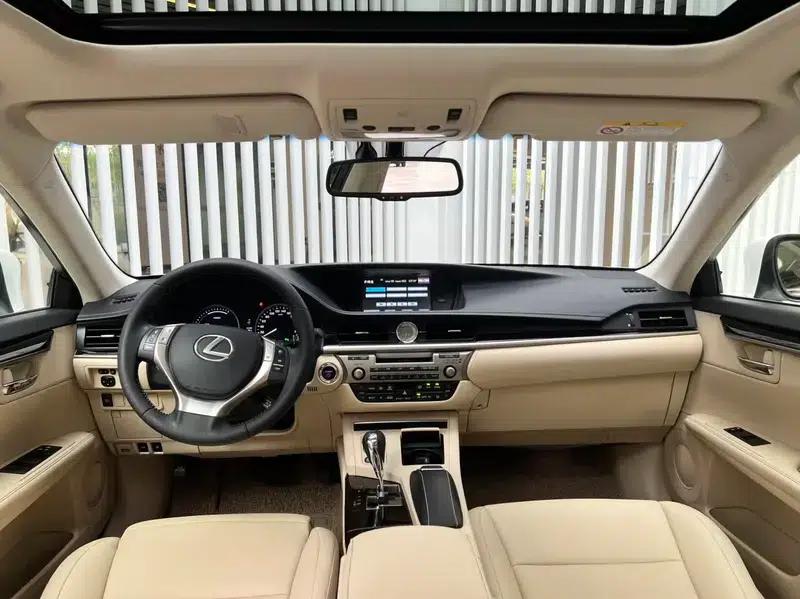 Lexus ES 2013 300h Elite Edition — миниатюра 7