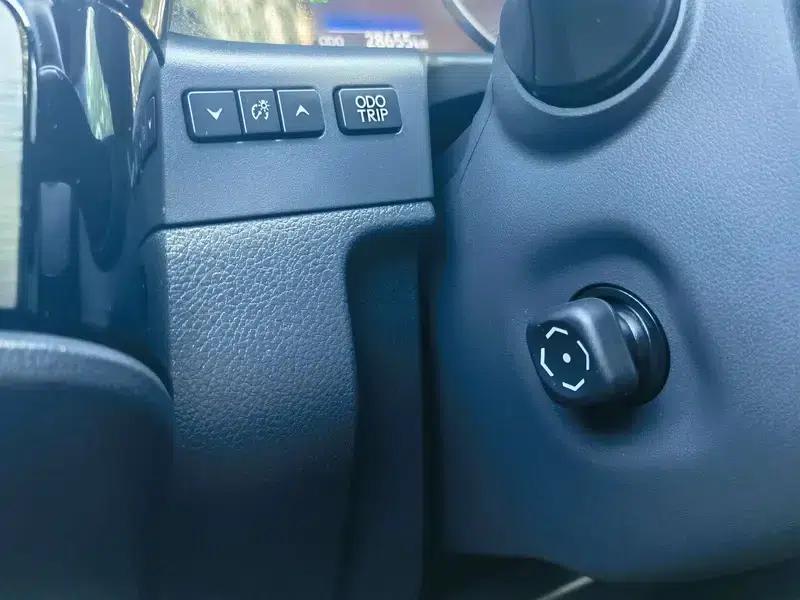 Lexus ES 2022 300h Premium Edition — миниатюра 16