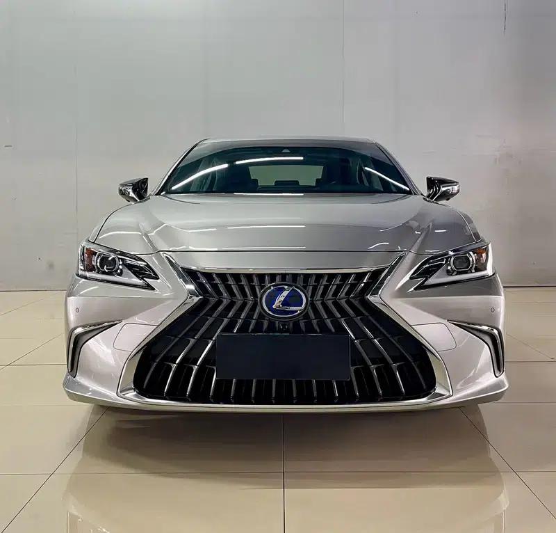 Lexus ES 2021 300h Premium Edition — миниатюра 2