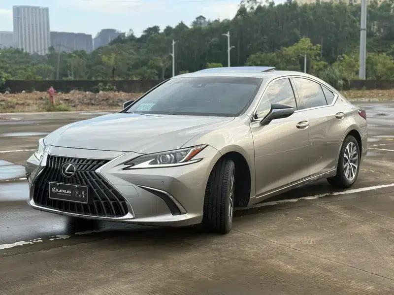 Lexus ES 2021 Model 200 Premium Edition — миниатюра 1