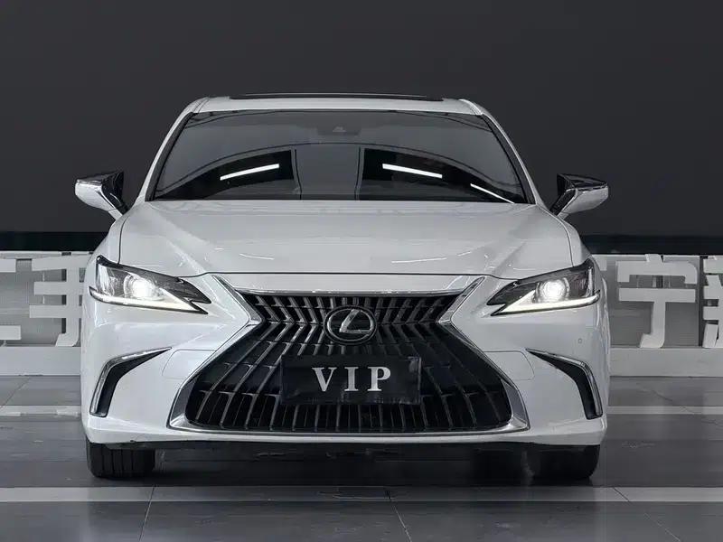 Lexus ES 2021 Model 200 Premium Edition — миниатюра 2