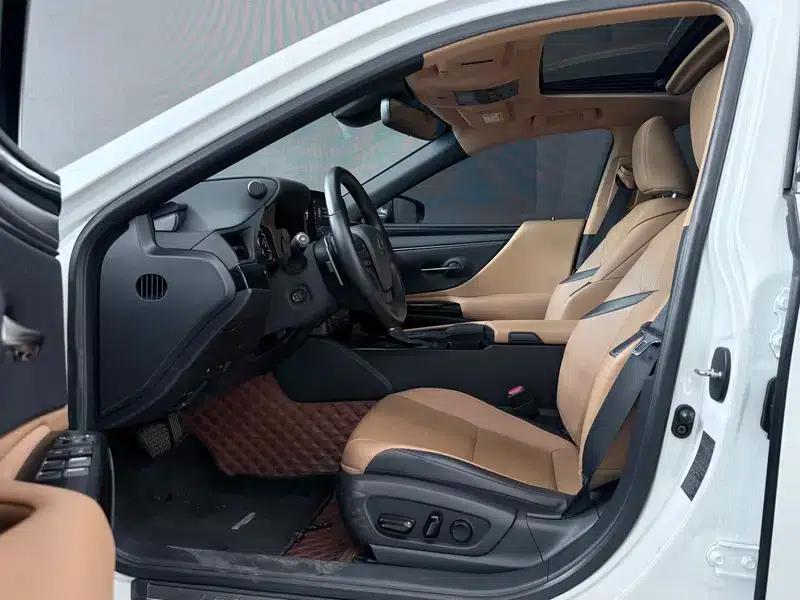Lexus ES 2021 Model 200 Premium Edition — миниатюра 14