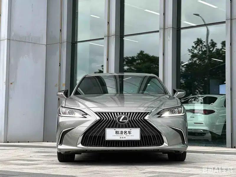 Lexus ES 2018 200 Premium Edition (China VI Emission Standard) — миниатюра 2